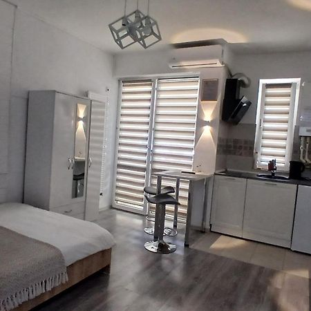 Apartment Sfanta Agnes Resindence Popesti-Leordeni Exterior foto